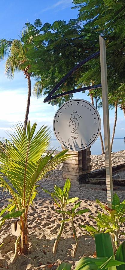 The Sea Glass Inn Placencia Exterior photo